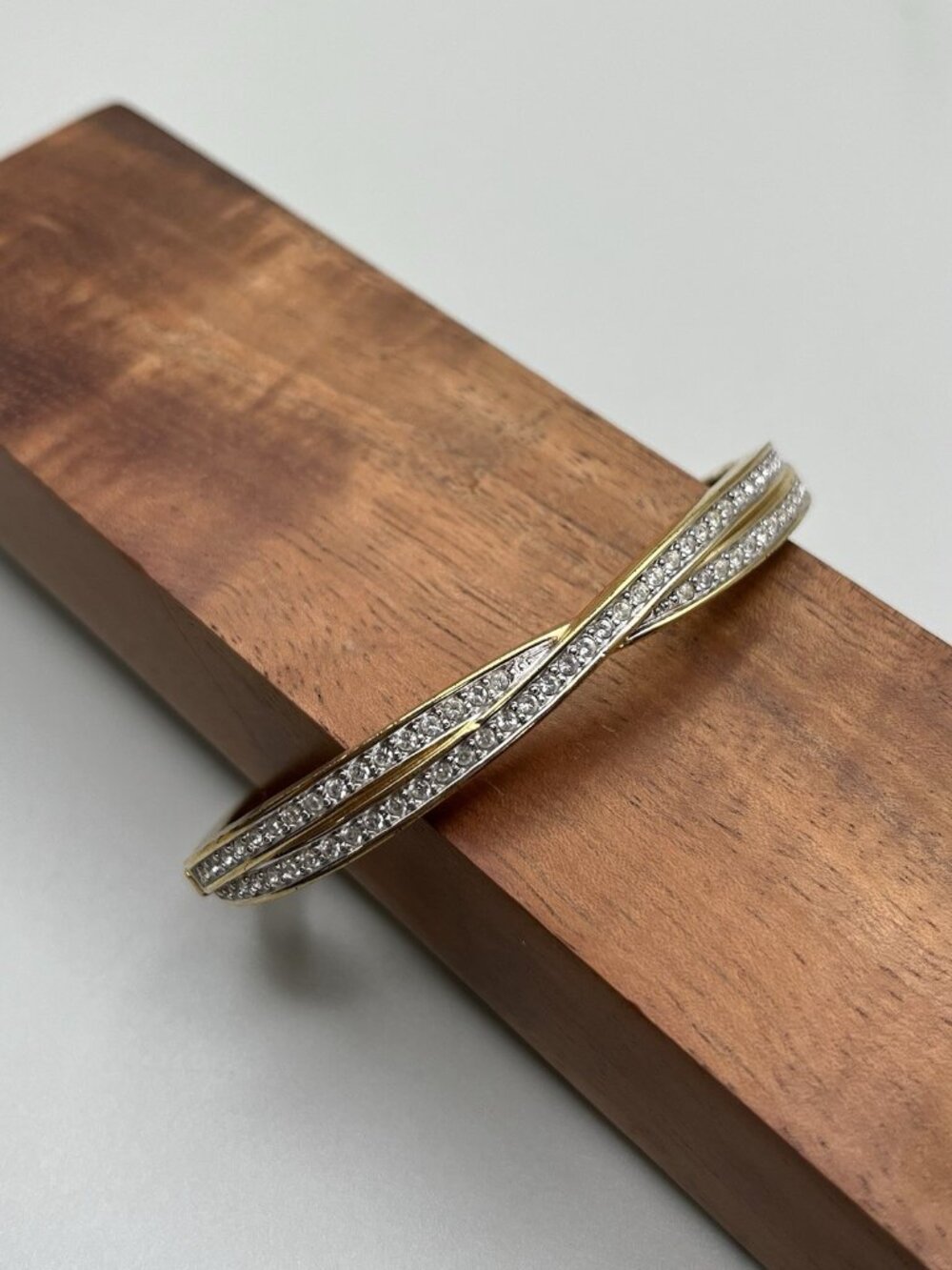 Signed Swarovski Yellow Gold Tone Crystal Hinged Bangle Bracelet Y2K Glam Bridal